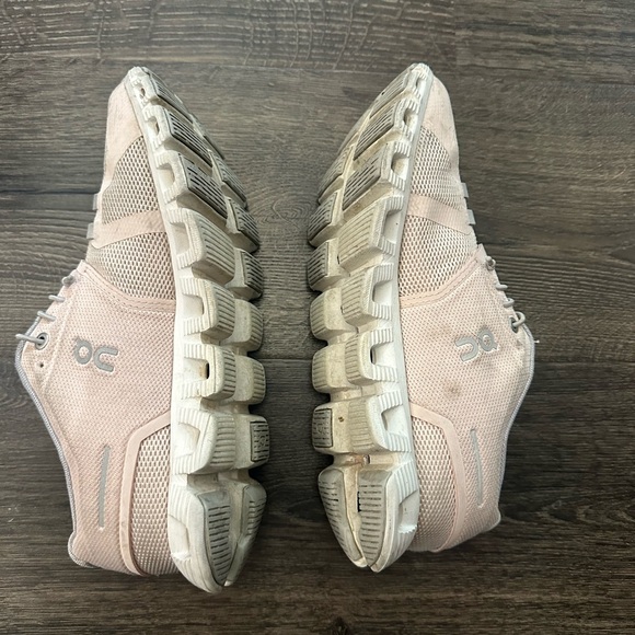 Light Pink On Cloud Nova - Picture 5 of 5